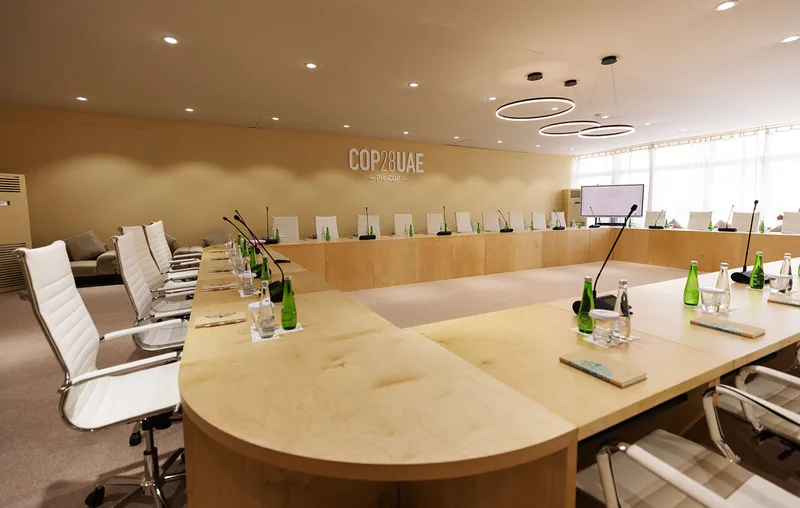 Evolution Furniture meeting environment combining ergonomic office seating with contemporary conference furniture.