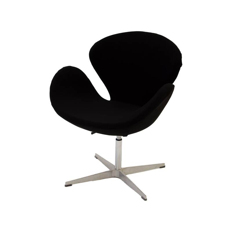 F-AC142-BL Swan accent chair in black fabric with metal legs 