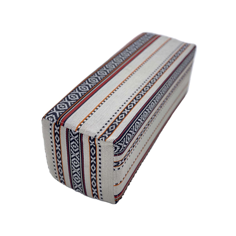 F-AS220-CR Arabic armrest in cream fabric
