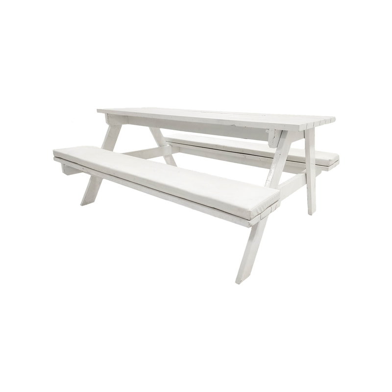 F-BK501-WH Type 1 Picnic bench in White. Seats 6-8 people with a combination of white seat pads 