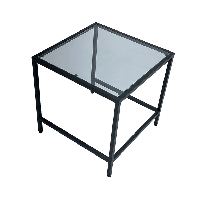 F-CS126-BL Dolos side table in black with glass top