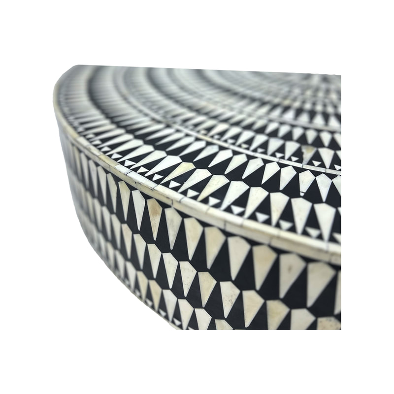 F-CT220-BW Verona coffee table with black and white bone-inlay 