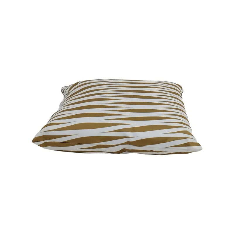 F-CW122-GD 40cm x 40cm Sansa Cushion in gold & white printed fabric