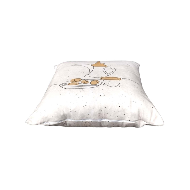 F-CW173-OW for 40cm x 40cm Maha cushion in off white with printed image on top