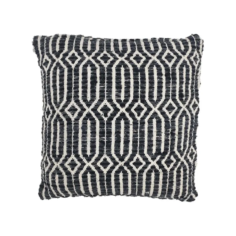 F-CW208-BW Aviger cushion in black & white pattern