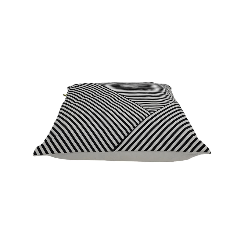 F-CX129-BW 45cm x 45cm Yatai cushion in black & white printed fabric 