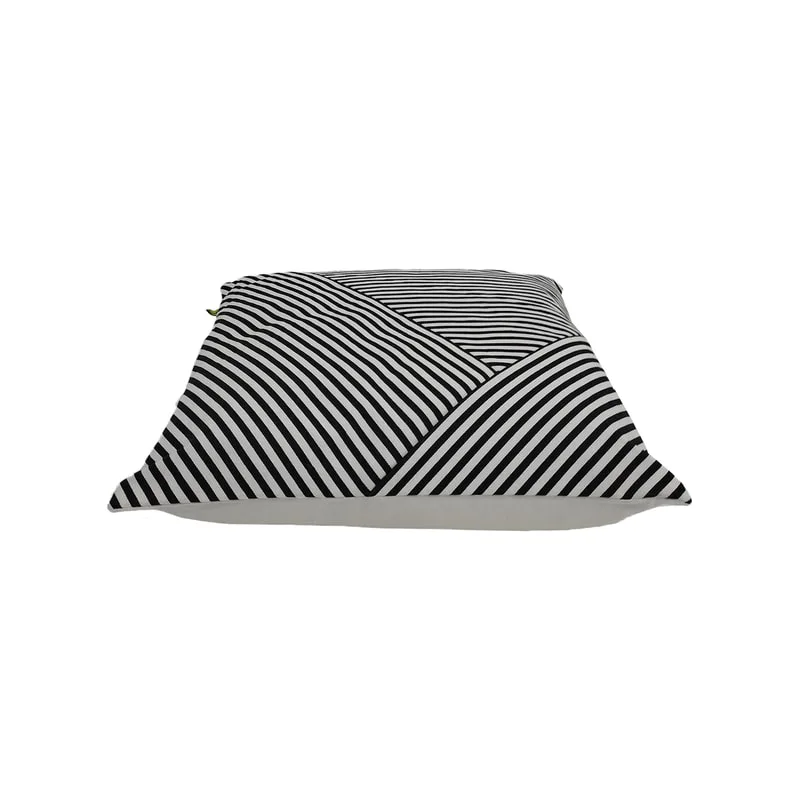 F-CX129-BW 45cm x 45cm Yatai cushion in black & white printed fabric 