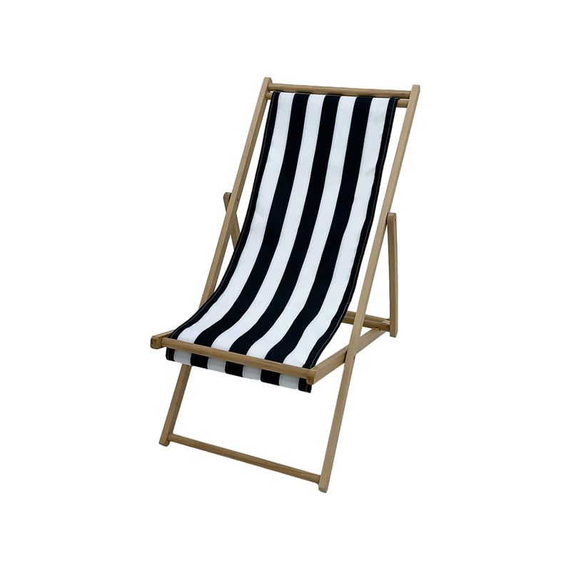 F-DC101-BW Malibu deck chair in black and white striped fabric with natural wooden frame