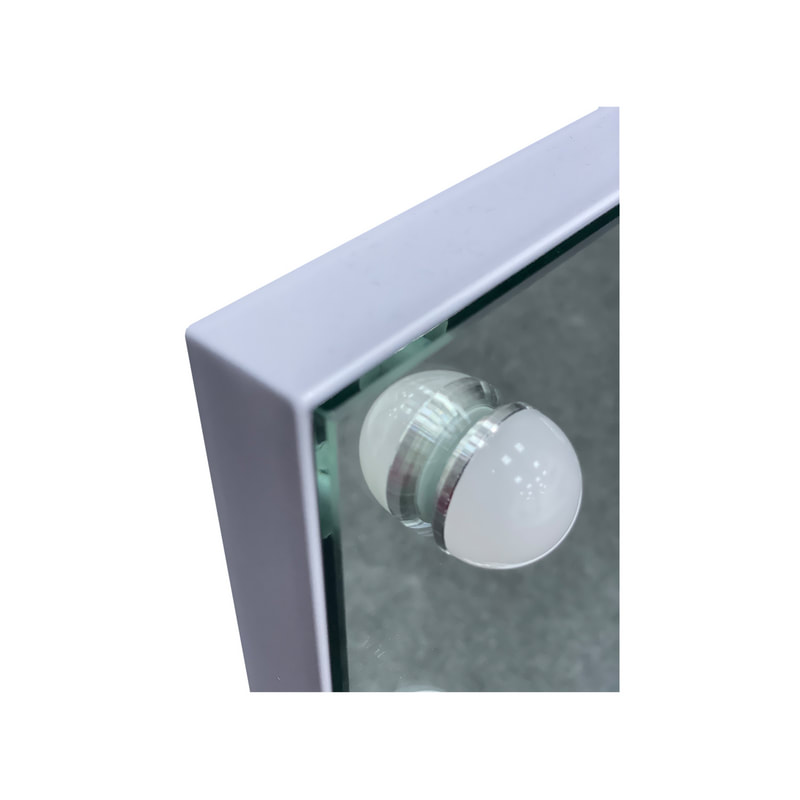 F-MI101-WH Darina table top mirror in white with LED bulbs