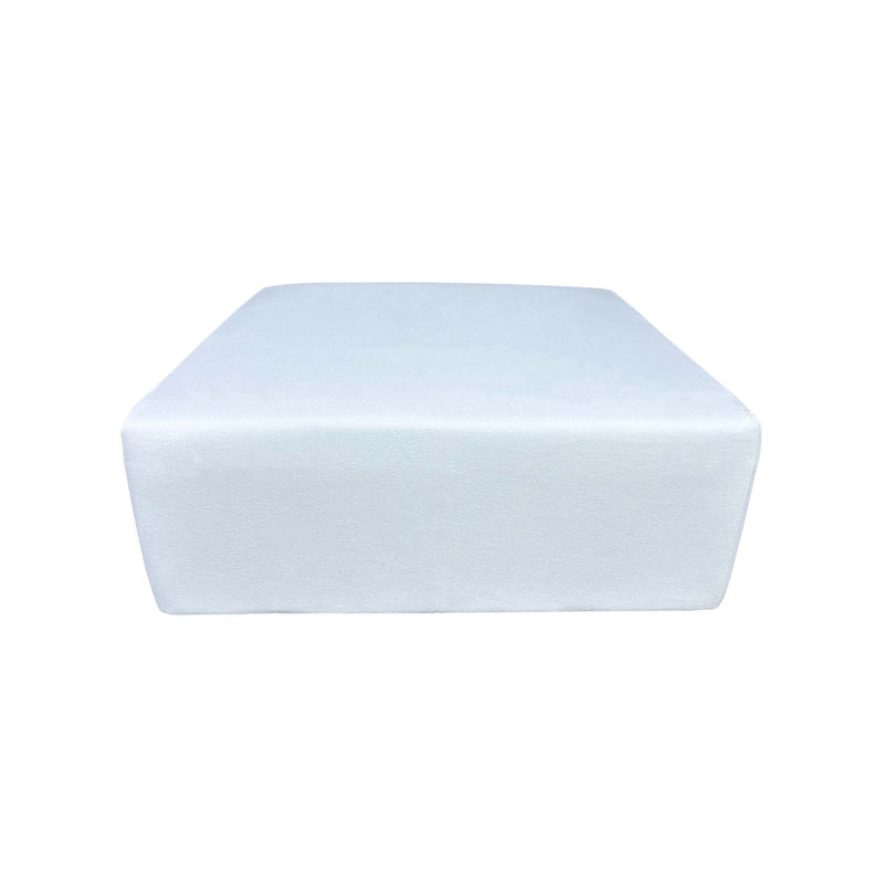 F-OT104-WH Endless Lounge Ottoman Type D in white fabric