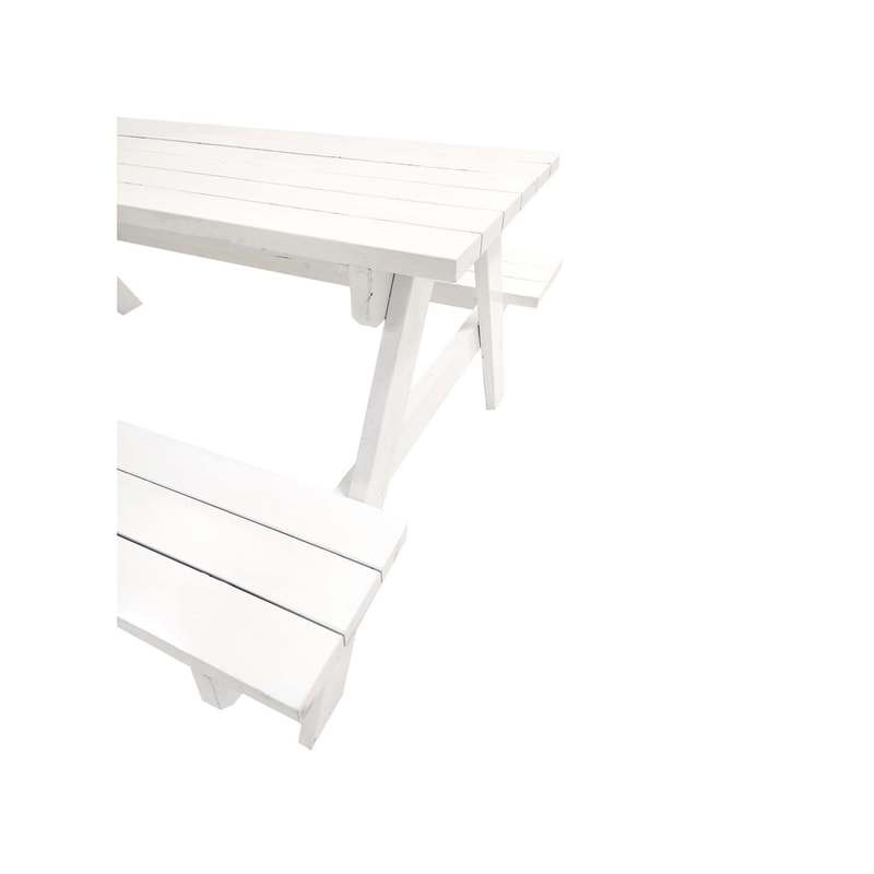 F-PB101-WH Picnic bench in white wood. Seats 6-8 people.