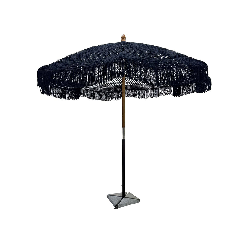 F-UM103-BL Viva macrame umbrella in black 