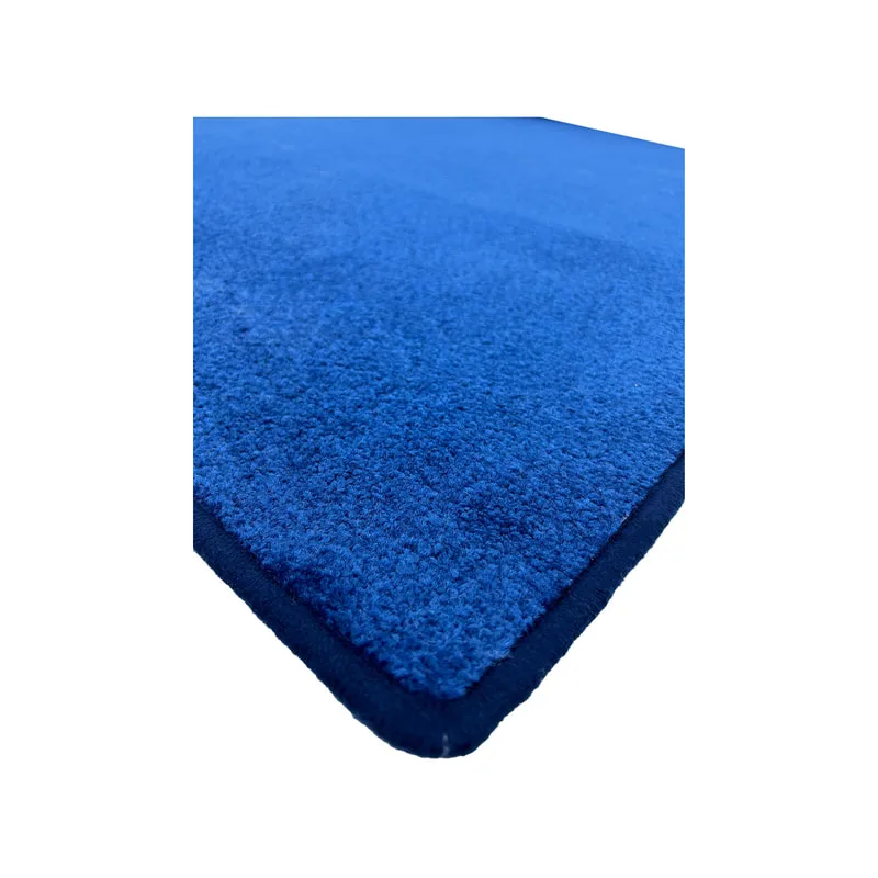 F-VC102-BL 7.5m long x 1.8m wide black VIP carpet with edging to all sides